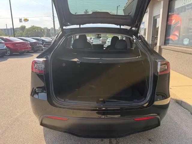 2023 Tesla Model Y Long Range Dual Motor All-Wheel Drive