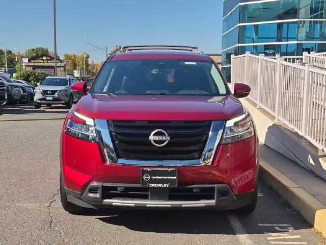 2023 Nissan Pathfinder SL 4WD