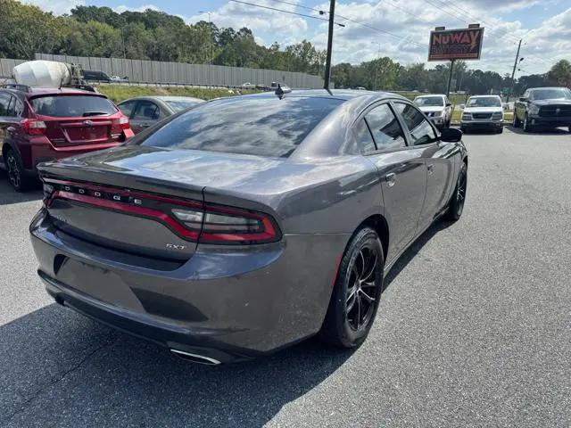 2015 Dodge Charger SXT