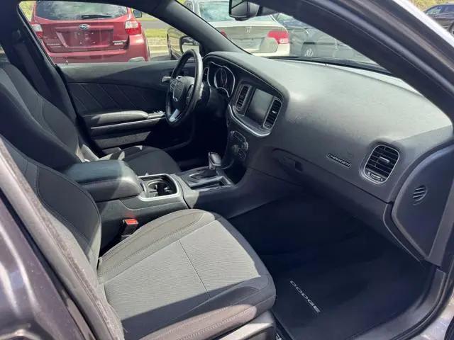 2015 Dodge Charger SXT