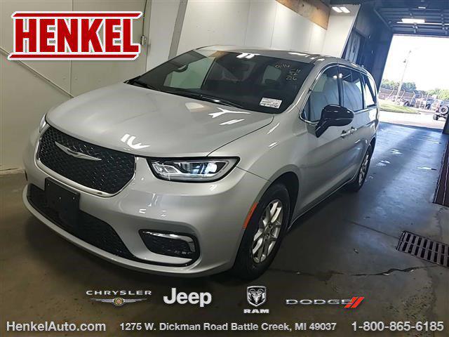 2026 Chrysler Pacifica Select for sale in Battle Creek, MI