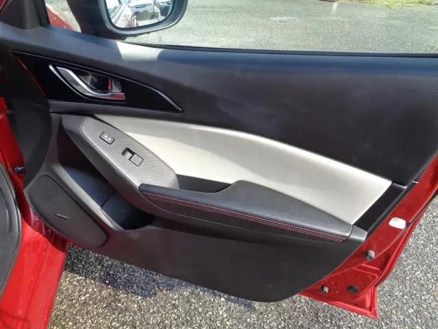 2014 Mazda Mazda3 s Grand Touring