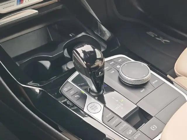2022 BMW X3 M40i