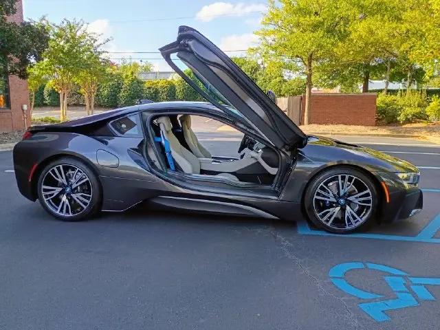 2015 BMW i8 Coupe