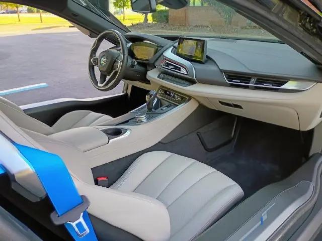 2015 BMW i8 Coupe