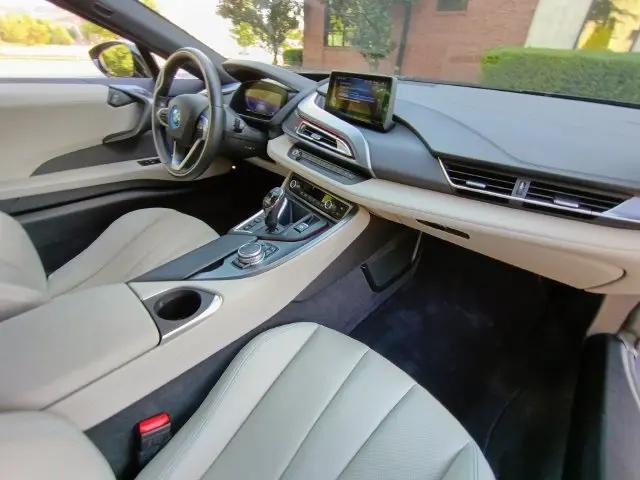 2015 BMW i8 Coupe