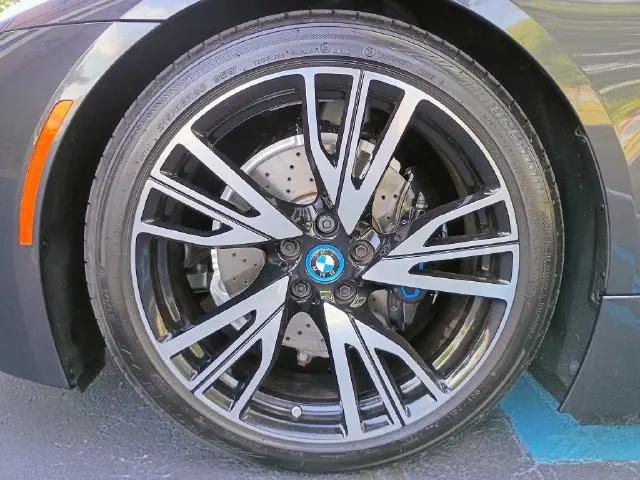 2015 BMW i8 Coupe