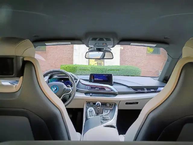 2015 BMW i8 Coupe
