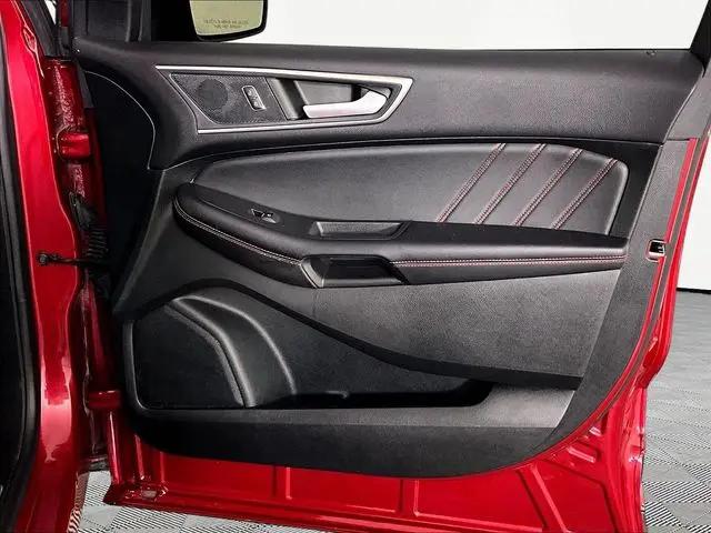 2022 Ford Edge ST-Line