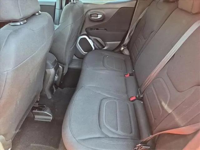 2018 Jeep Renegade Latitude FWD