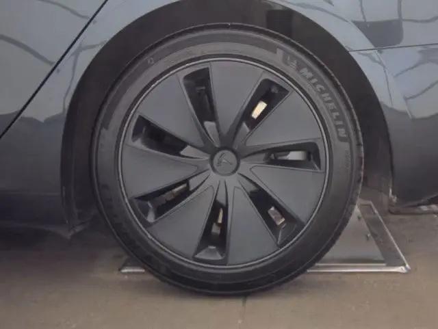 2025 Tesla Model 3 Long Range Rear-Wheel Drive