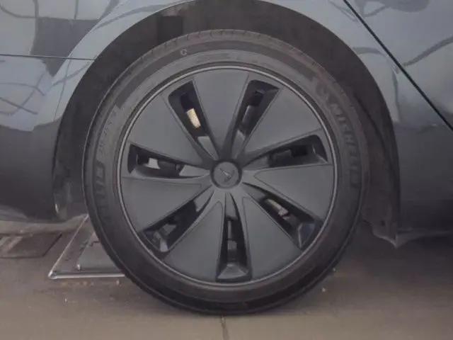 2025 Tesla Model 3 Long Range Rear-Wheel Drive