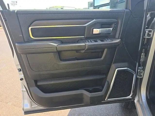 2026 Ram 2500 Laramie Crew Cab 4x4 64 Box