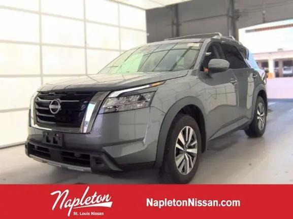 2024 Nissan Pathfinder SL 4WD for sale in St. Louis, MO