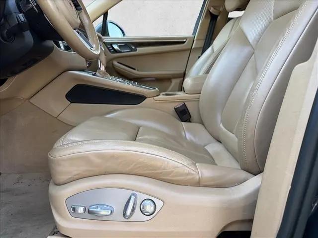 2015 Porsche Macan S