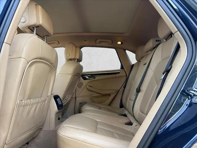 2015 Porsche Macan S