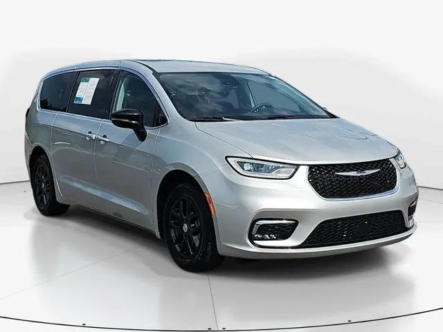 2024 Chrysler Pacifica Touring L for sale in Charleston, SC