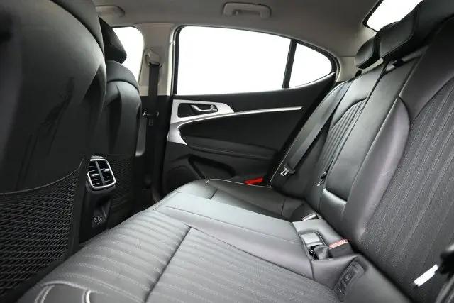 2026 Genesis G70 2.5T RWD Prestige