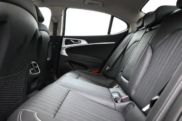 2026 Genesis G70 2.5T RWD Prestige
