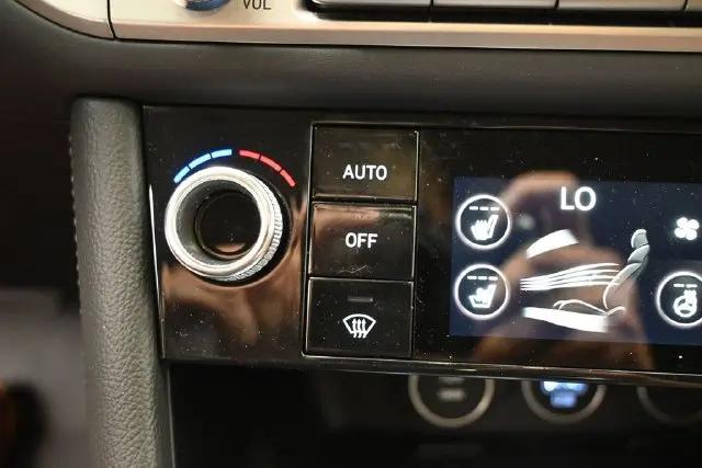 2026 Genesis G70 2.5T RWD Prestige