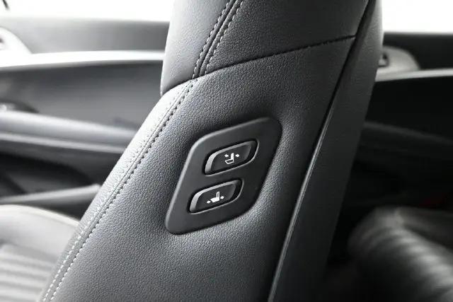 2026 Genesis G70 2.5T RWD Prestige