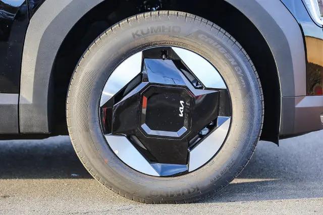 2026 Kia EV9 Light Long Range