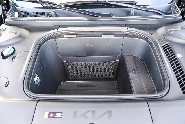 2026 Kia EV9 Light Long Range
