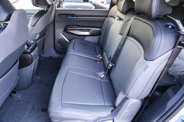 2026 Kia EV9 Light Long Range