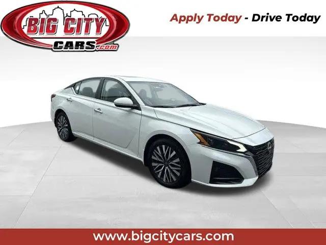 2023 Nissan Altima SV FWD for sale in Fort Wayne, IN