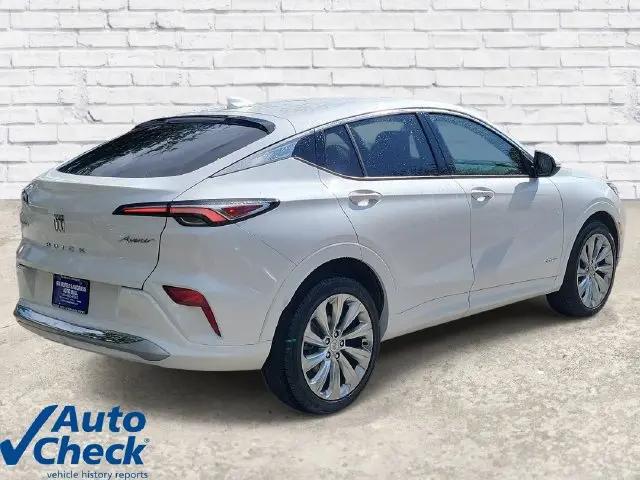 2024 Buick NV Avenir FWD