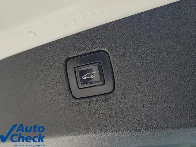 2024 Buick NV Avenir FWD