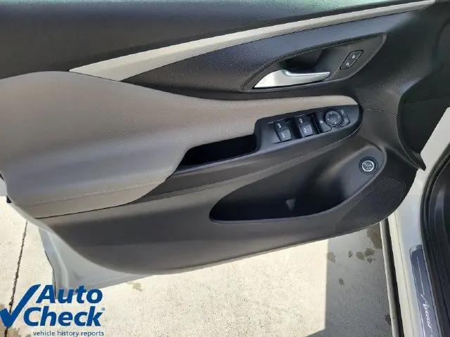 2024 Buick NV Avenir FWD