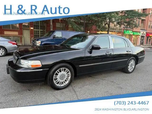 2011 Lincoln Town Car Signature Limited for sale in Arlington, VA