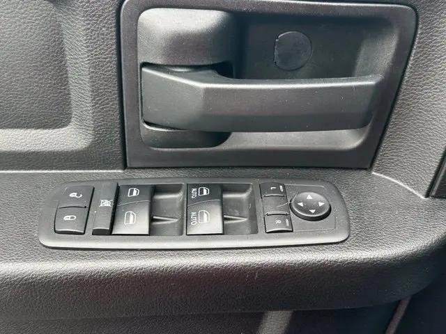 2019 Ram 1500 Classic Express Quad Cab 4x4 64 Box