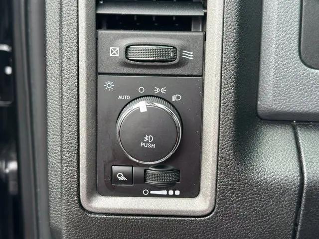 2019 Ram 1500 Classic Express Quad Cab 4x4 64 Box