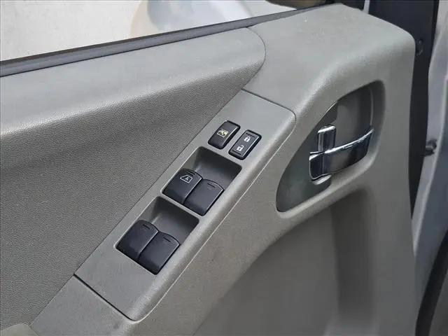 2011 Nissan Frontier SV