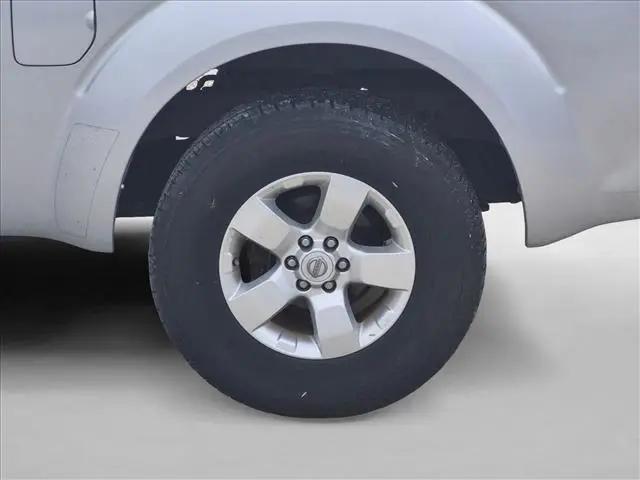 2011 Nissan Frontier SV