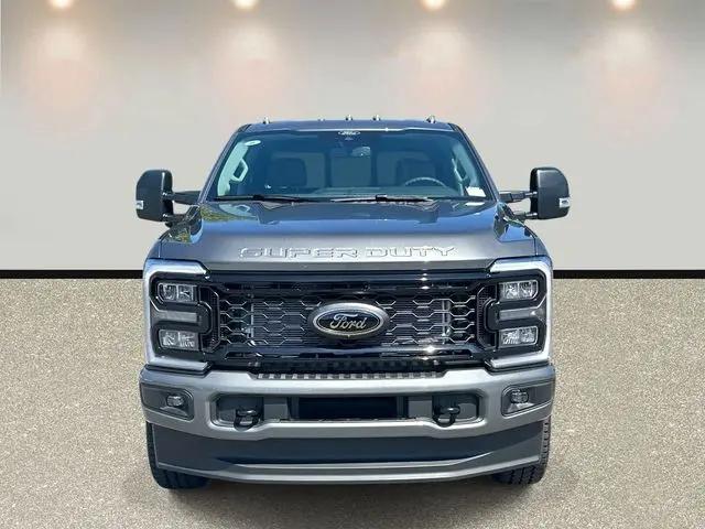 2026 Ford F-350 XLT