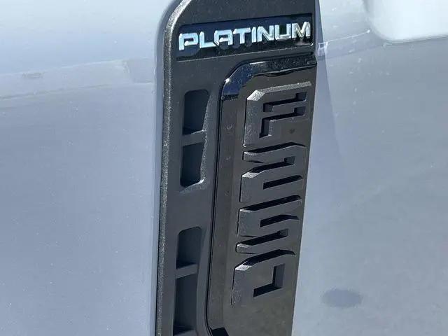 2026 Ford F-250 Platinum