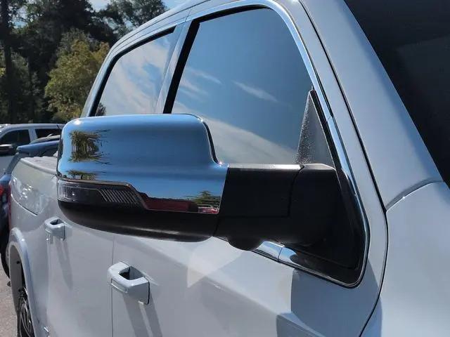 2026 Ram 1500 Tungsten Crew Cab 4x4 57 Box