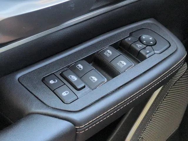 2026 Ram 1500 Tungsten Crew Cab 4x4 57 Box
