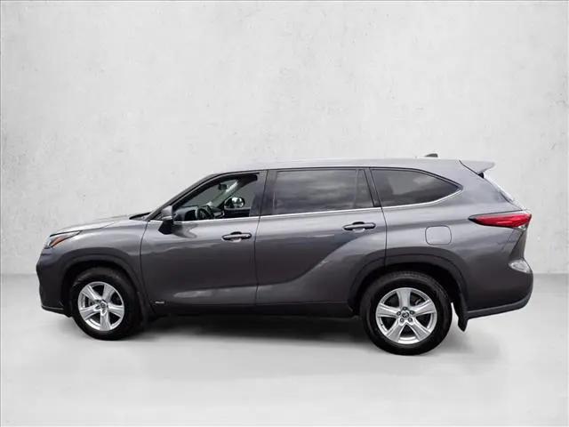 2022 Toyota Highlander Hybrid LE