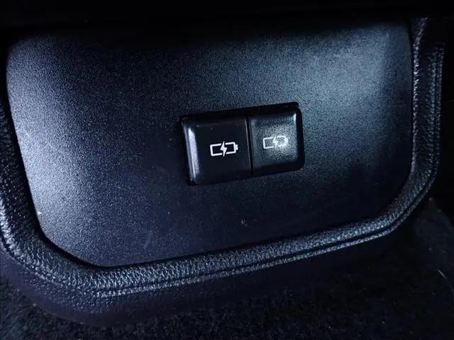 2022 Toyota Highlander Hybrid LE