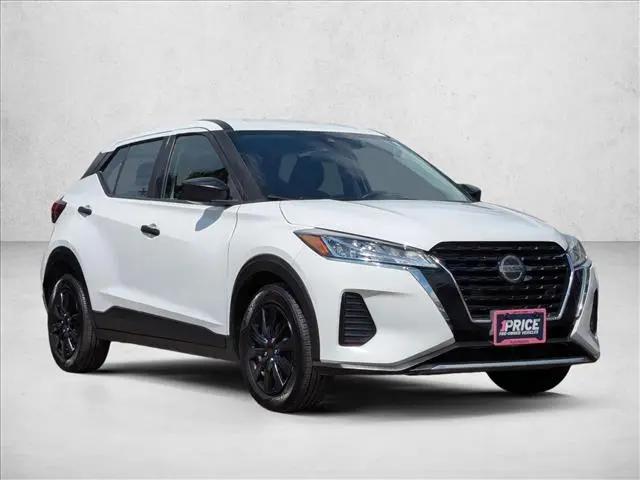 2021 Nissan Kicks S Xtronic CVT