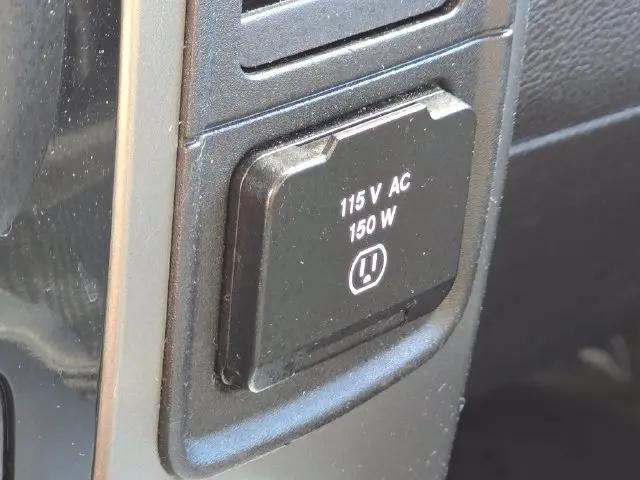 2017 Ram 1500 Sport Crew Cab 4x4 64 Box