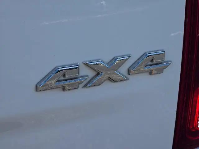 2017 Ram 1500 Sport Crew Cab 4x4 64 Box