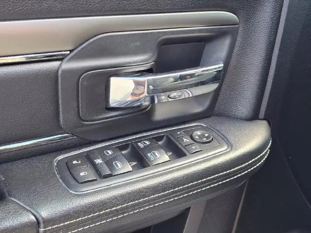2017 Ram 1500 Sport Crew Cab 4x4 64 Box