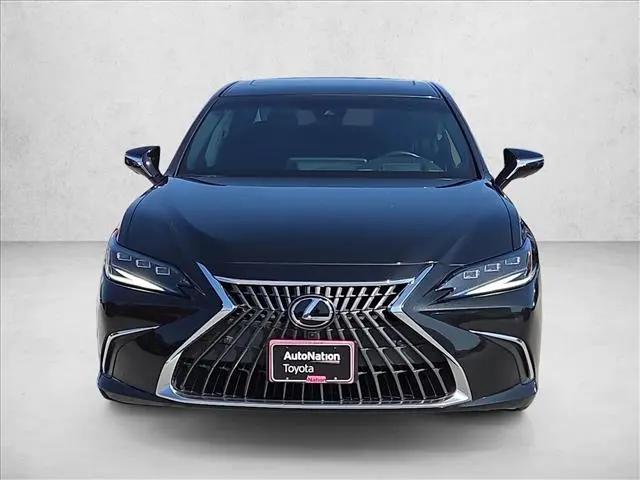 2024 Lexus ES 300h Luxury