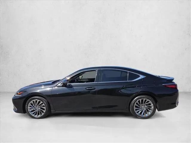 2024 Lexus ES 300h Luxury