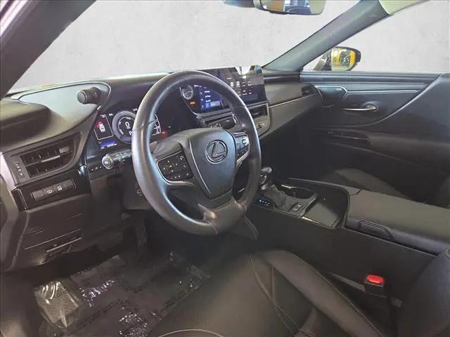 2024 Lexus ES 300h Luxury